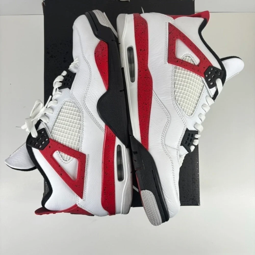 Nike Air Jordan 4 Retro 